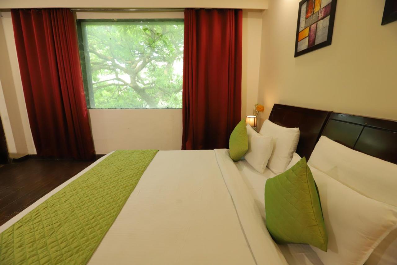 Hotel The Picasso Residency - Naraina Neu-Delhi Exterior foto